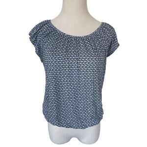 Old Navy Blue White Geometric Flutter Sleeve Elastic Waist Short Sleeve Blouse